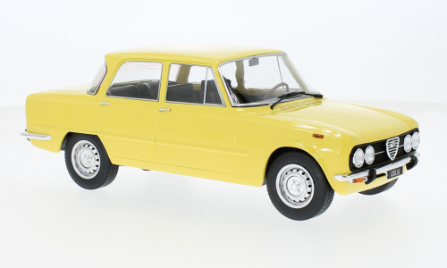 Alfa Romeo Giulia Nuova Super 1974 Lichtgeel - 1:18